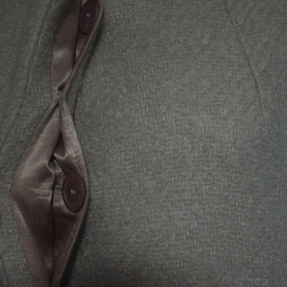 Les Copains Pink Teddy Jacket with Minimalist Design - Picture 4 of 7